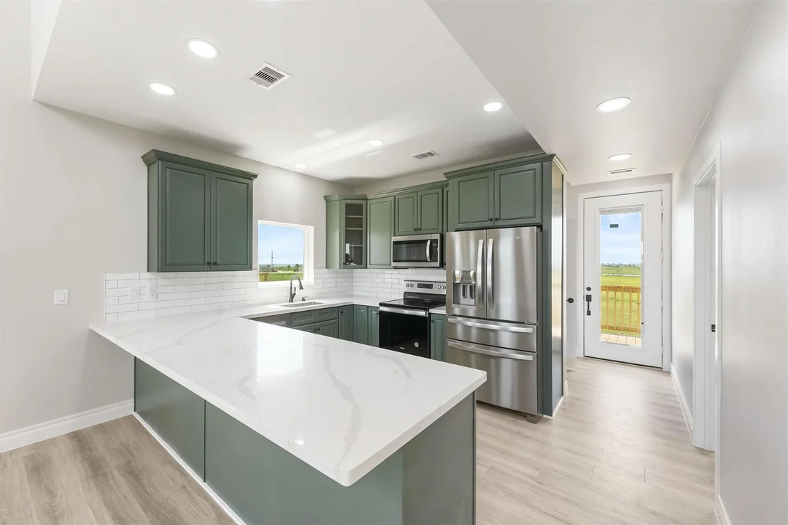 Photo of 234 Bay Avenue