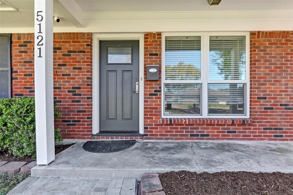 Photo of 5121 De Milo Drive