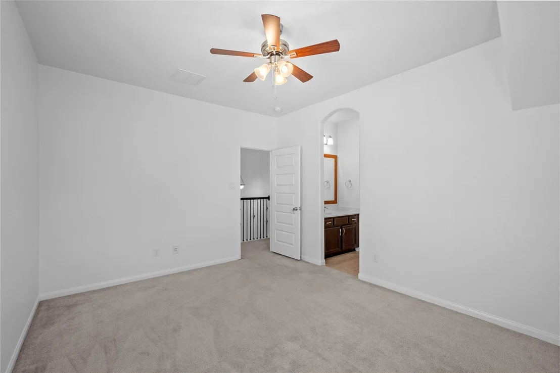 Photo of 17315 Tomintoul Path
