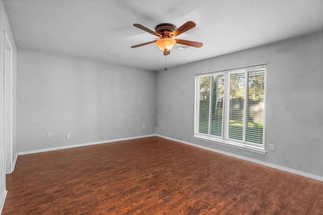 Photo of 8118 Oak Moss Drive