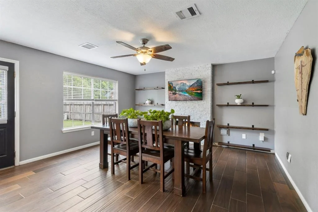 Photo of 18522 Islandbreeze Drive