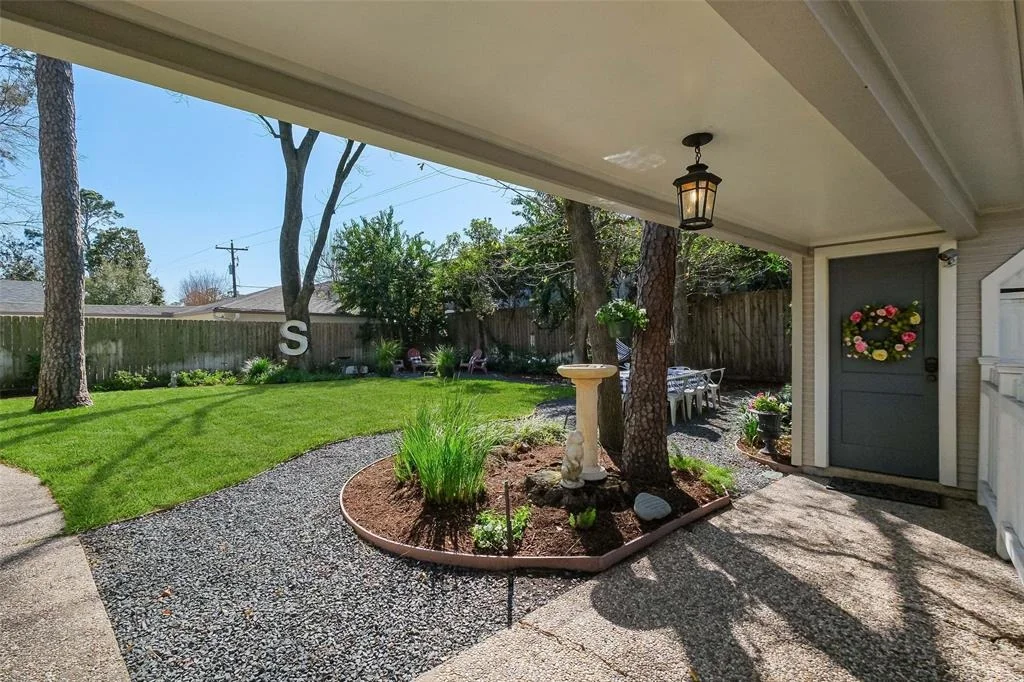 Photo of 883 Glenchester Drive
