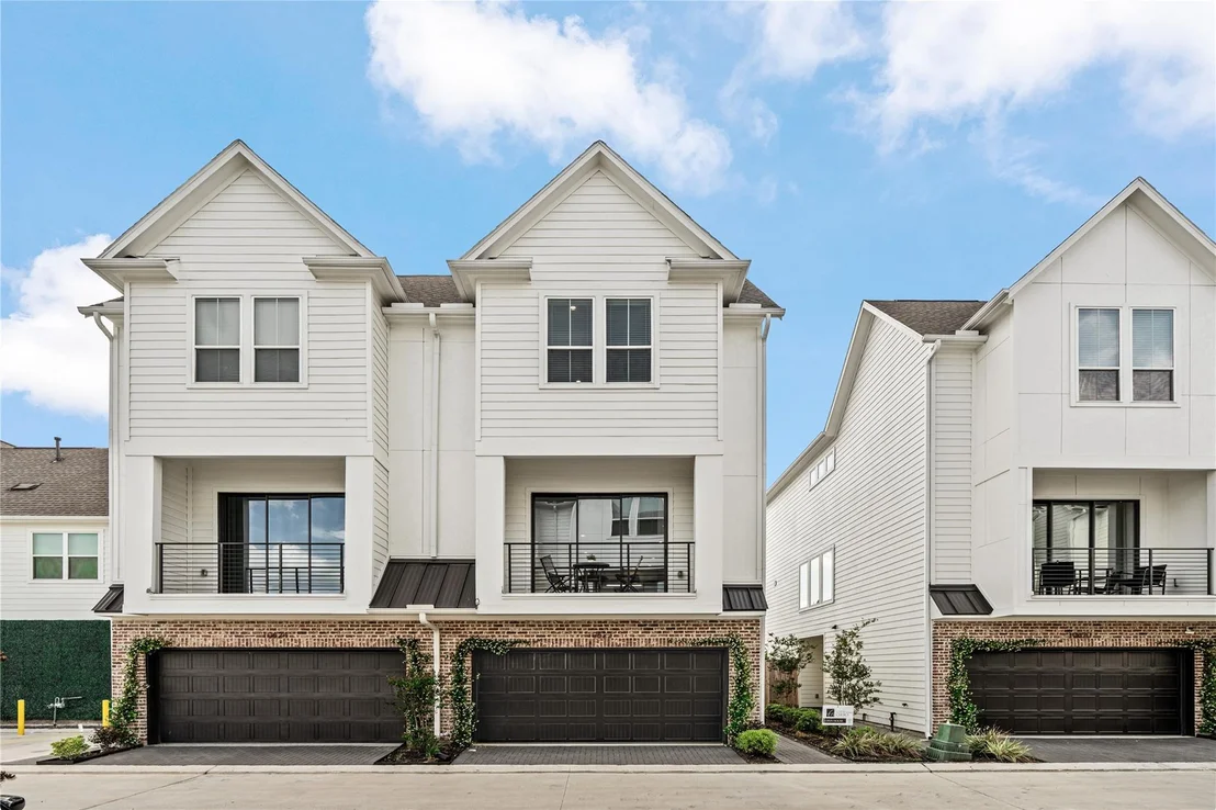 Photo of 3916 Willowbend Point Drive
