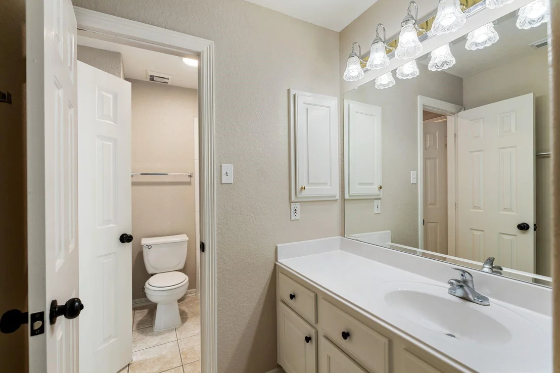Photo of 3027 Covebrook Drive