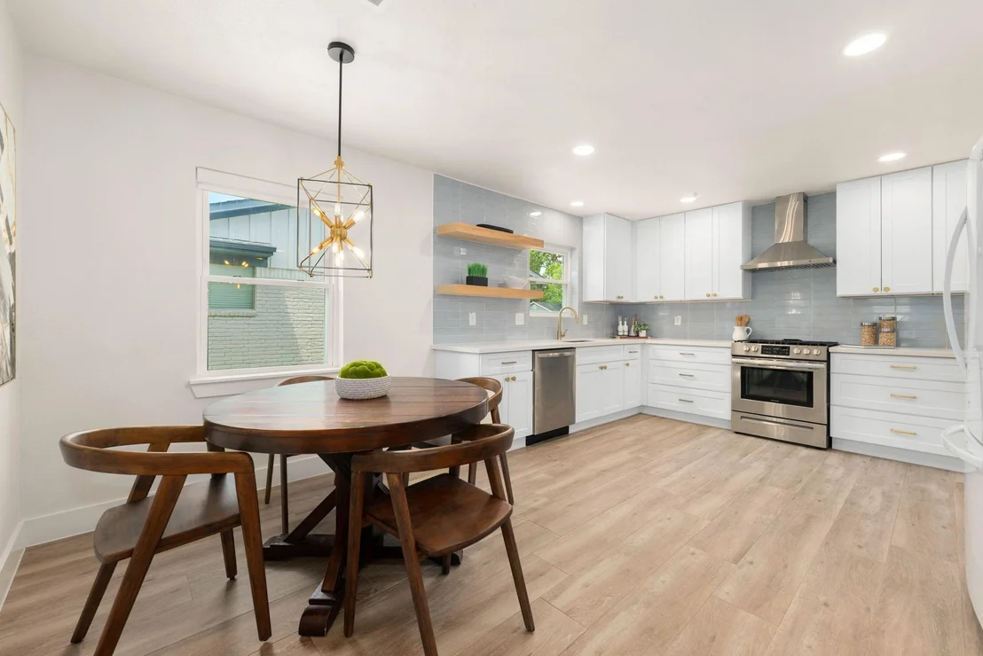 Photo of 4321 Kingfisher Drive