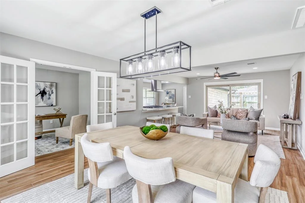 Photo of 2214 Lazybrook Drive
