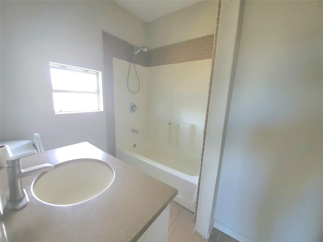 Photo of 9831 Bamboo Road