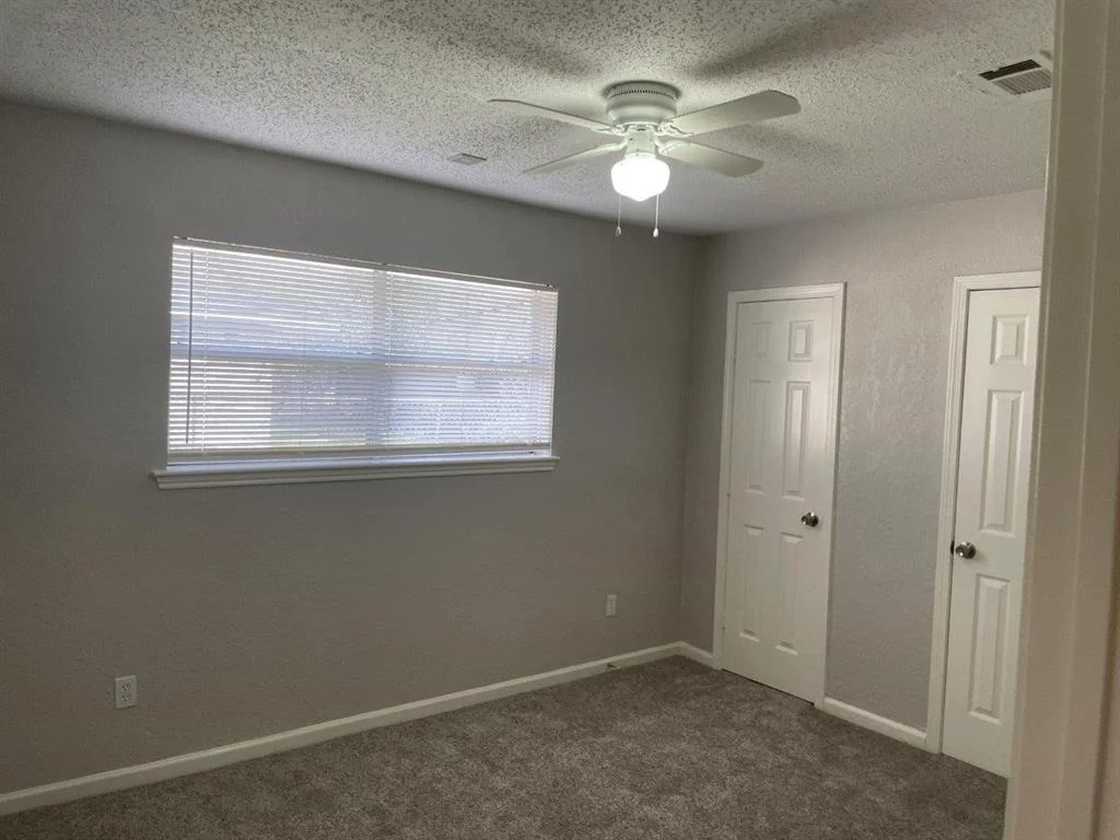 Photo of 4914 Fairgreen Lane
