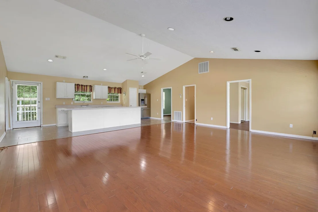Photo of 360 Holiday Lane