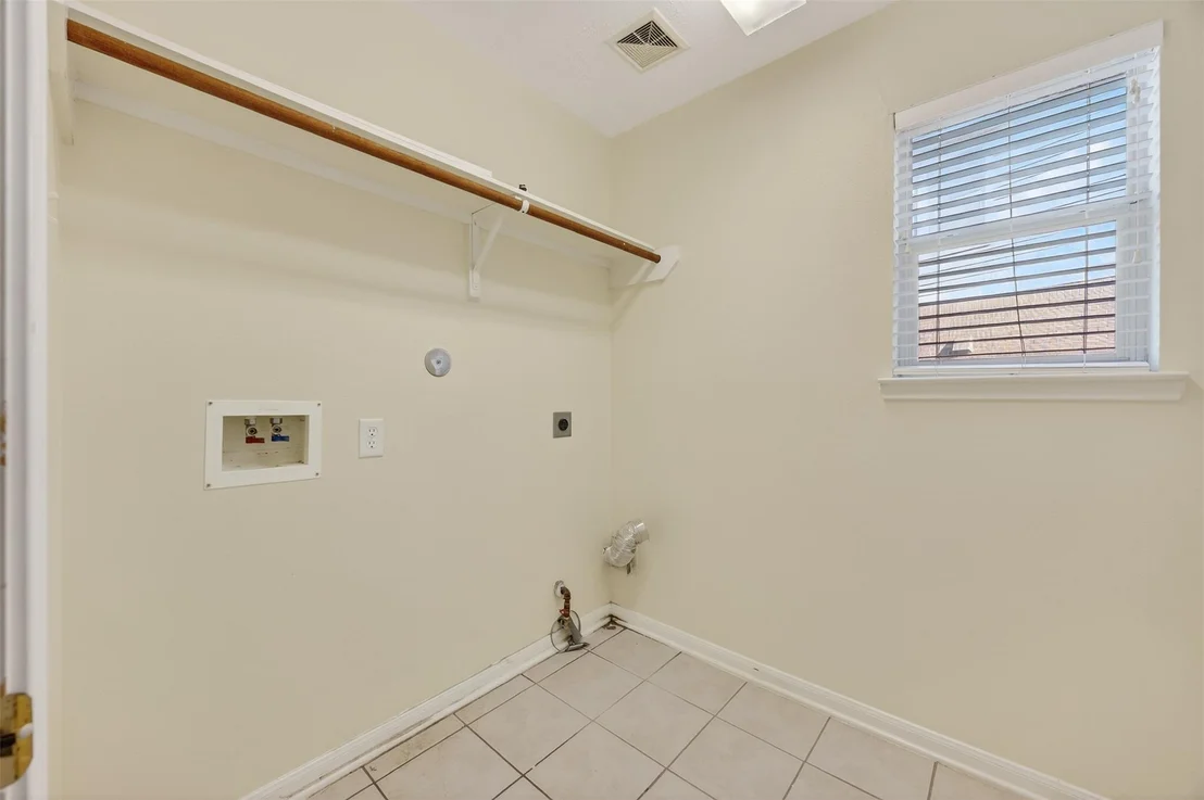 Photo of 5603 Lowellberg Lane