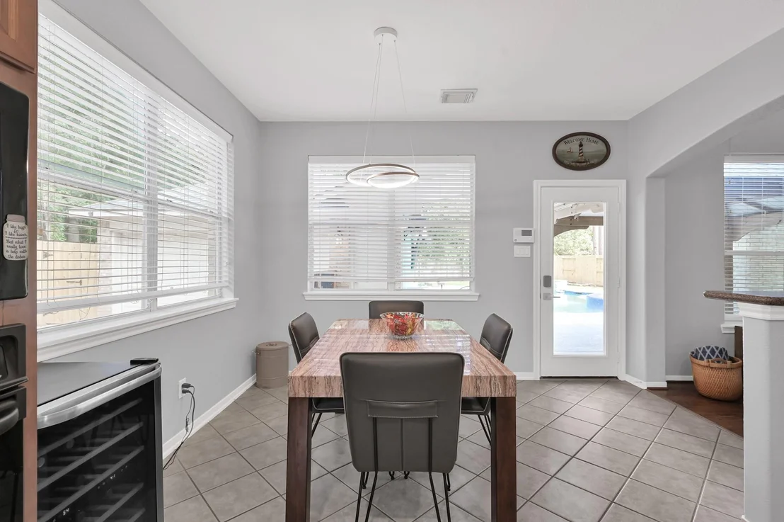 Photo of 7 Sunny Oaks Place