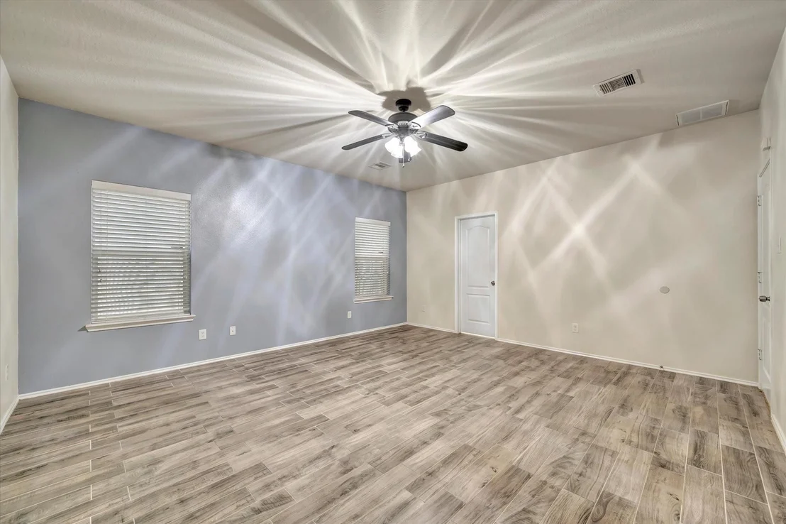 Photo of 1511 Squire Drive