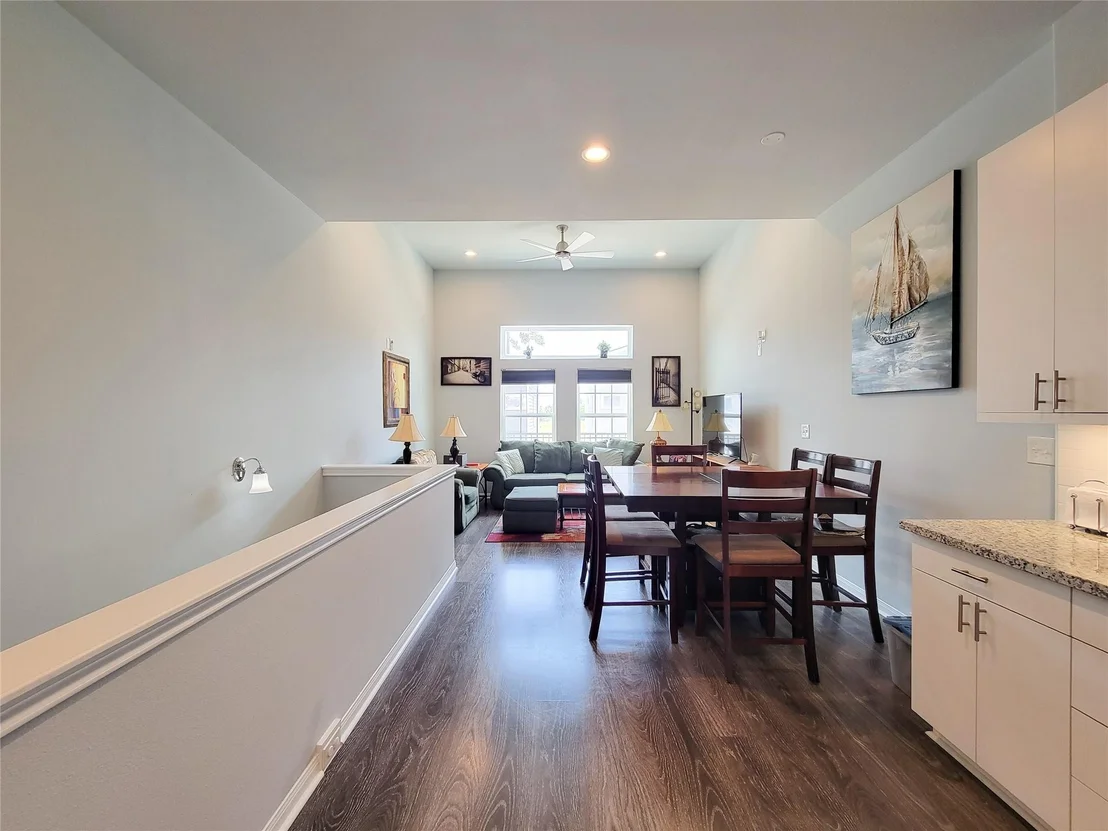 Photo of 18841 Elegance Avenue