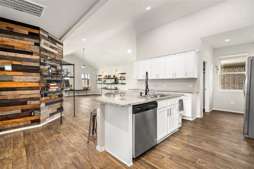 Photo of 20382 Green Mountain Drive