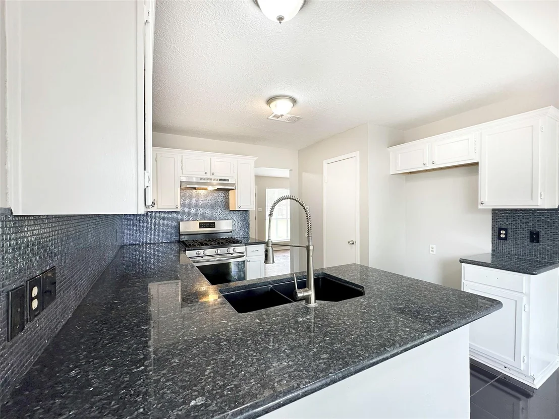Photo of 7843 Yellow Pine Drive