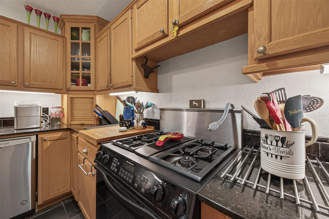 Photo of 5326 Redstart Street