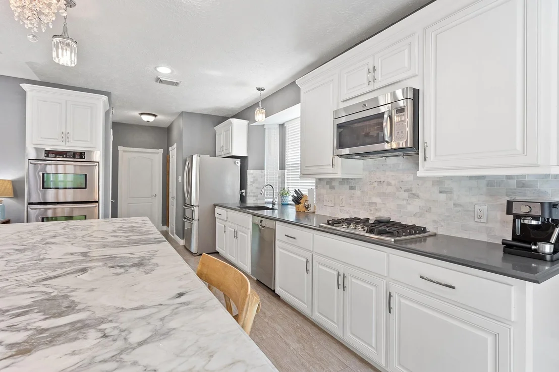Photo of 402 Windsor Drive