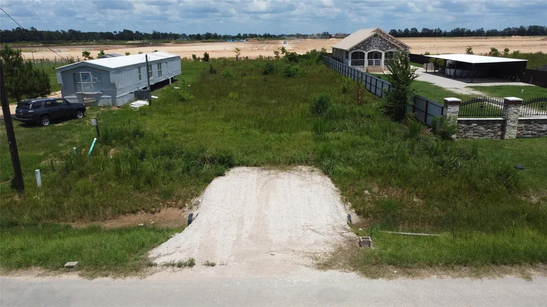 Photo of 155 Road 5043