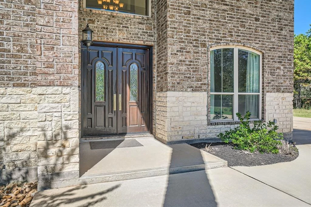 Photo of 6710 Brownbark