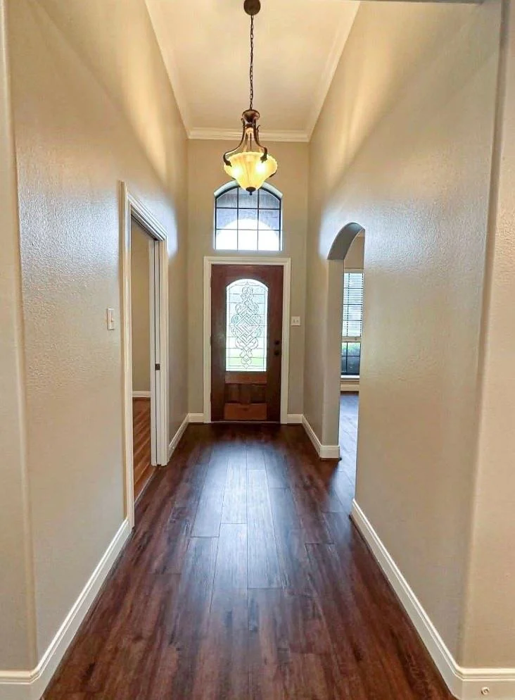 Photo of 301 Williamsburg Avenue