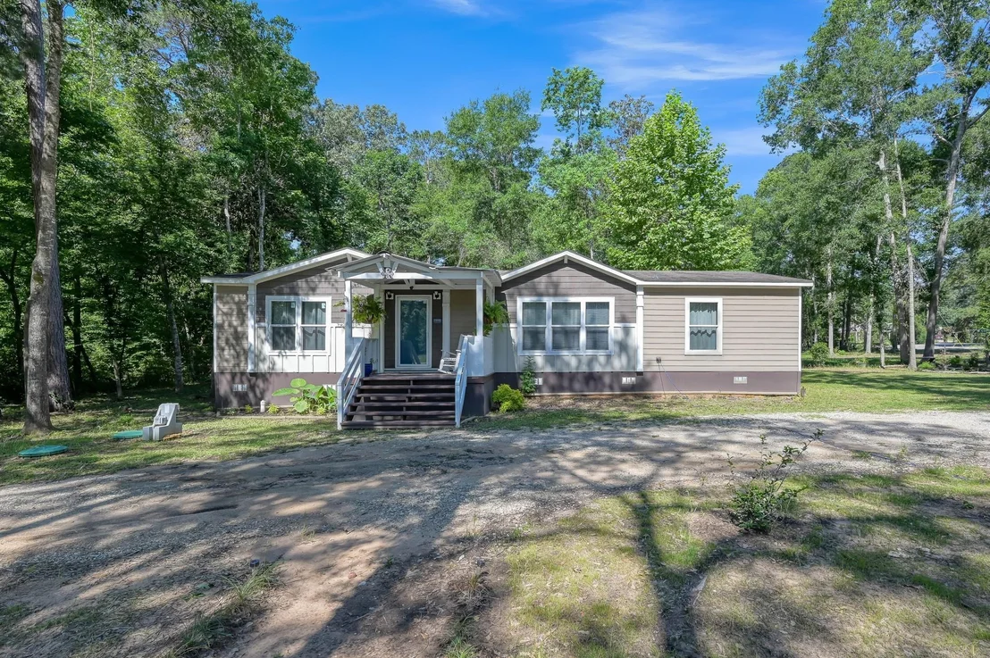 Photo of 161 Lake Road
