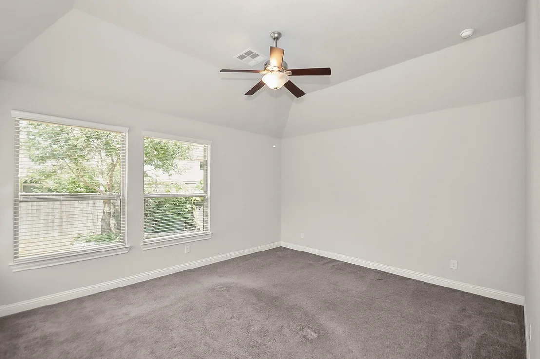 Photo of 35 N Wheatleigh Drive