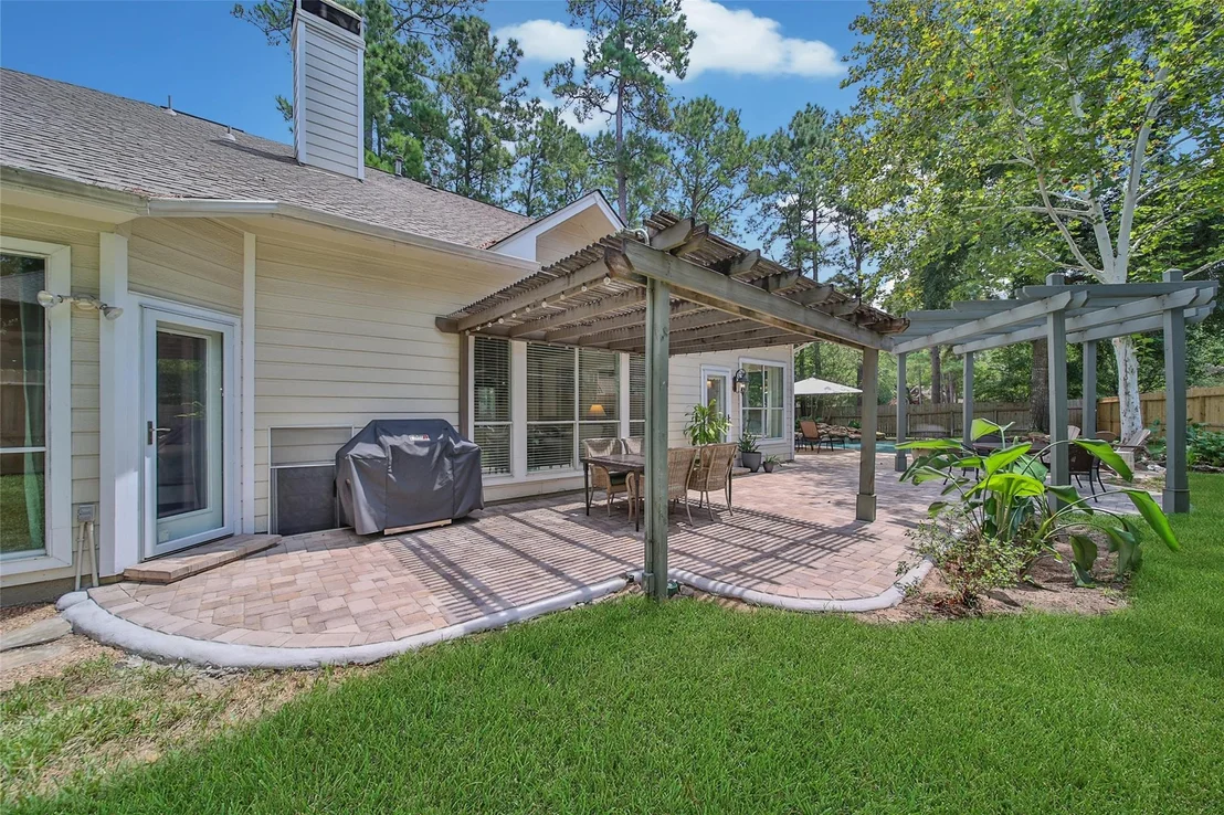 Photo of 43 E Sandalbranch Circle