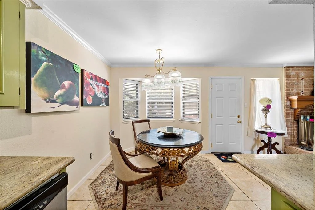 Photo of 6 Back Bay Circle