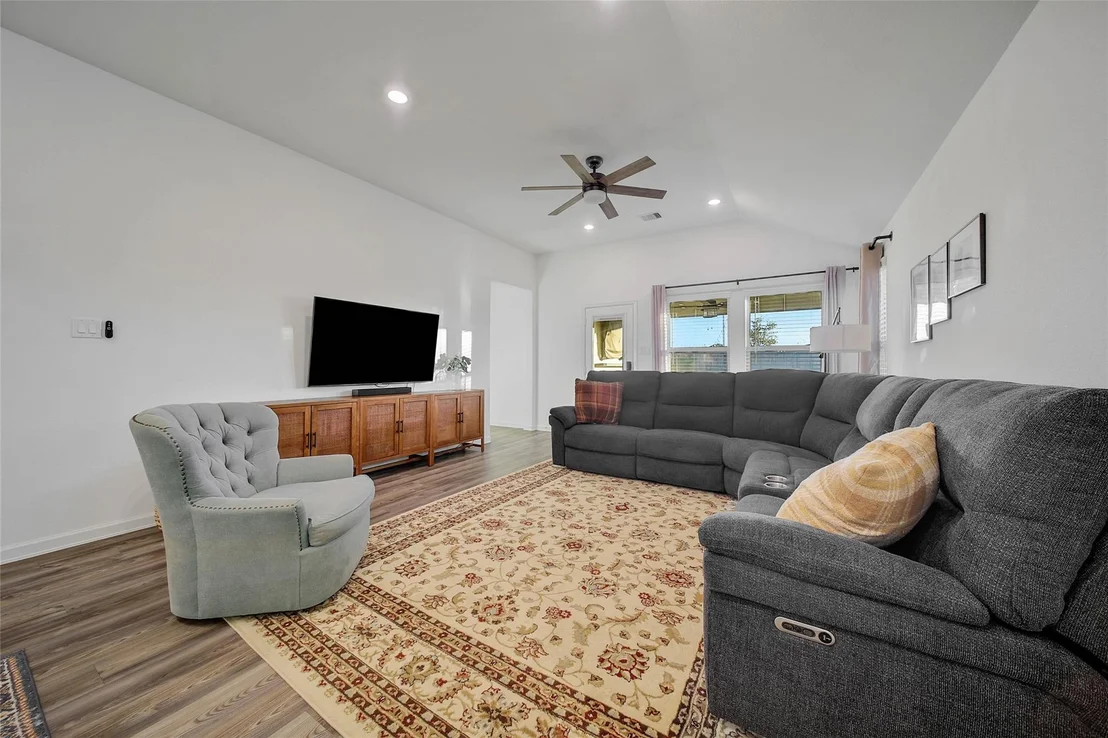 Photo of 5817 Hedwig Hill Lane