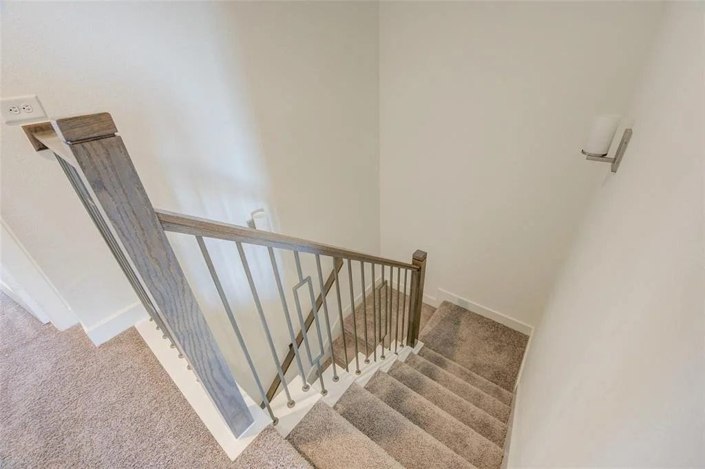 Photo of 466 S Centro Circle
