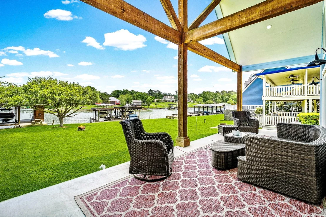 Photo of 318 Harbor View Drive