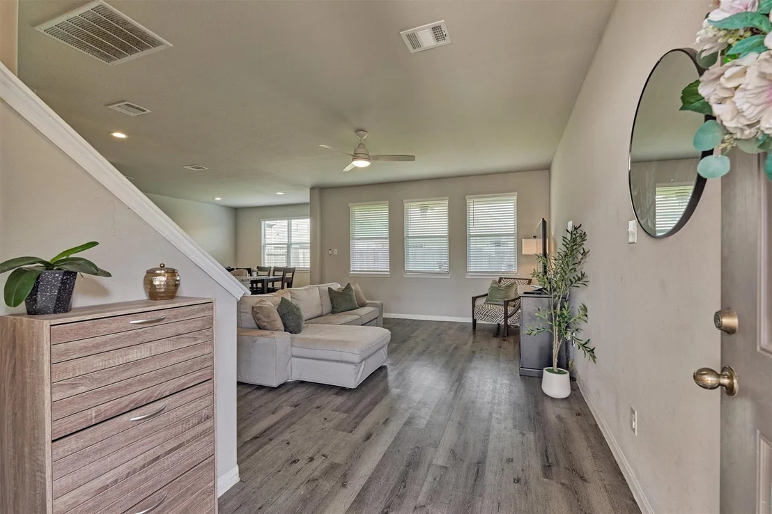 Photo of 25615 Brooklyn Lane
