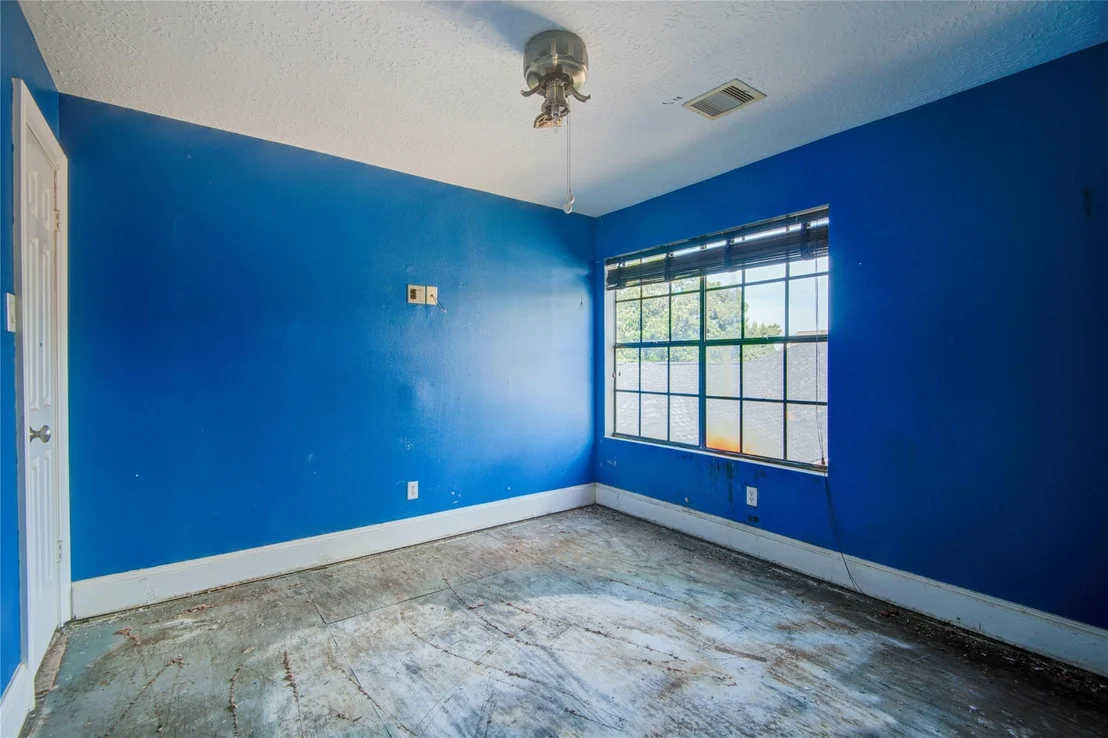 Photo of 919 Heathgate Drive