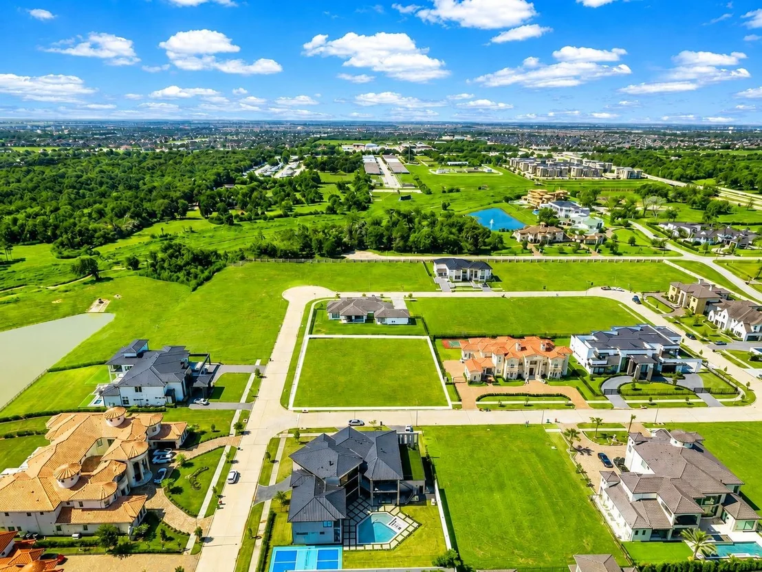 Photo of 3 Alexandra Way Circle