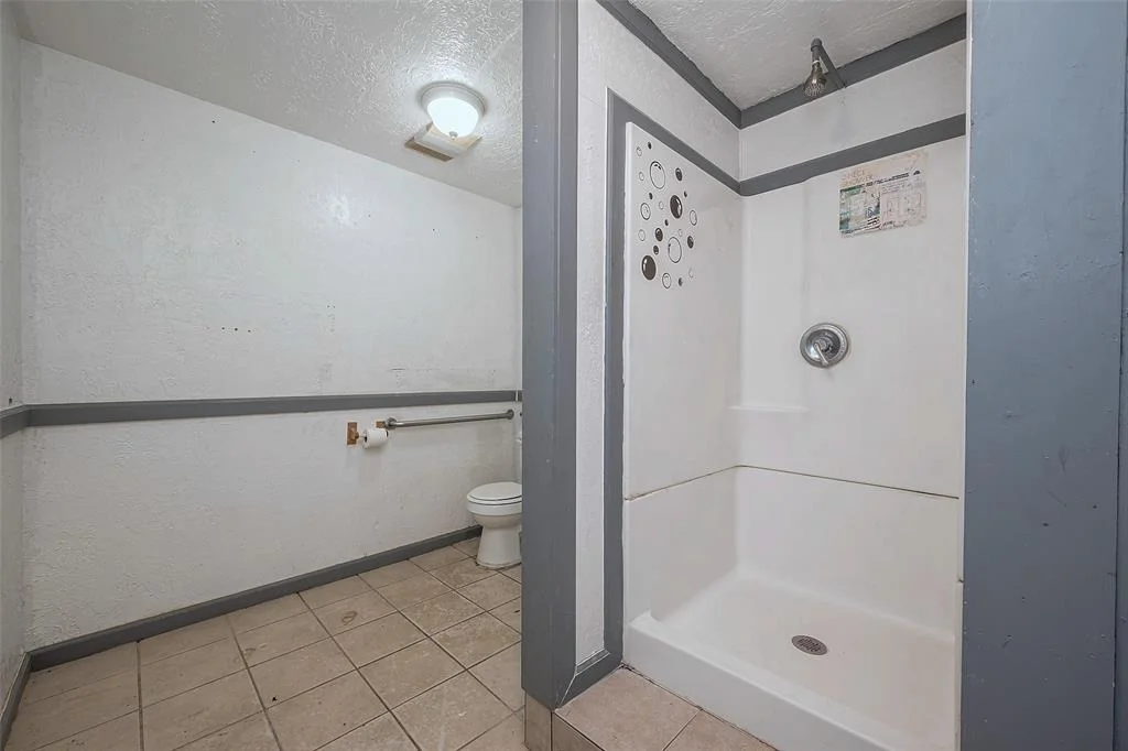 Photo of 701 Janisch Road