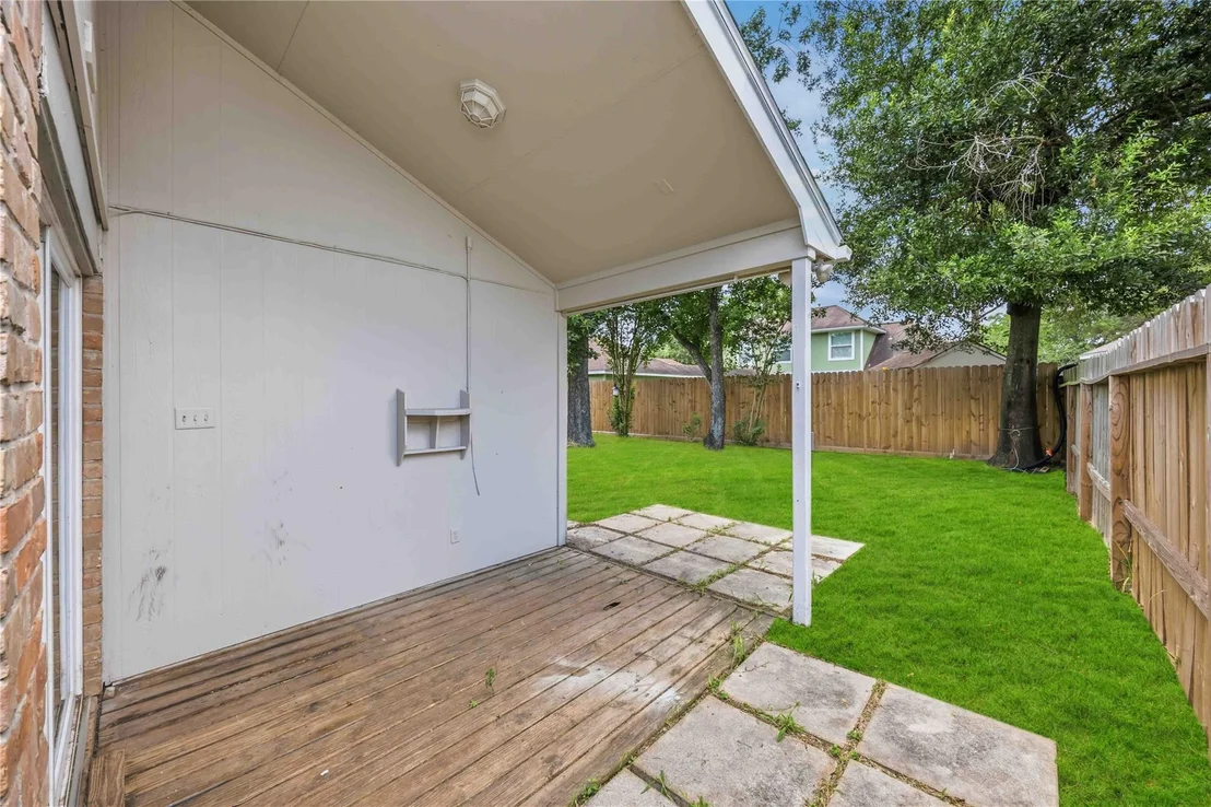 Photo of 1002 Oxborough Drive