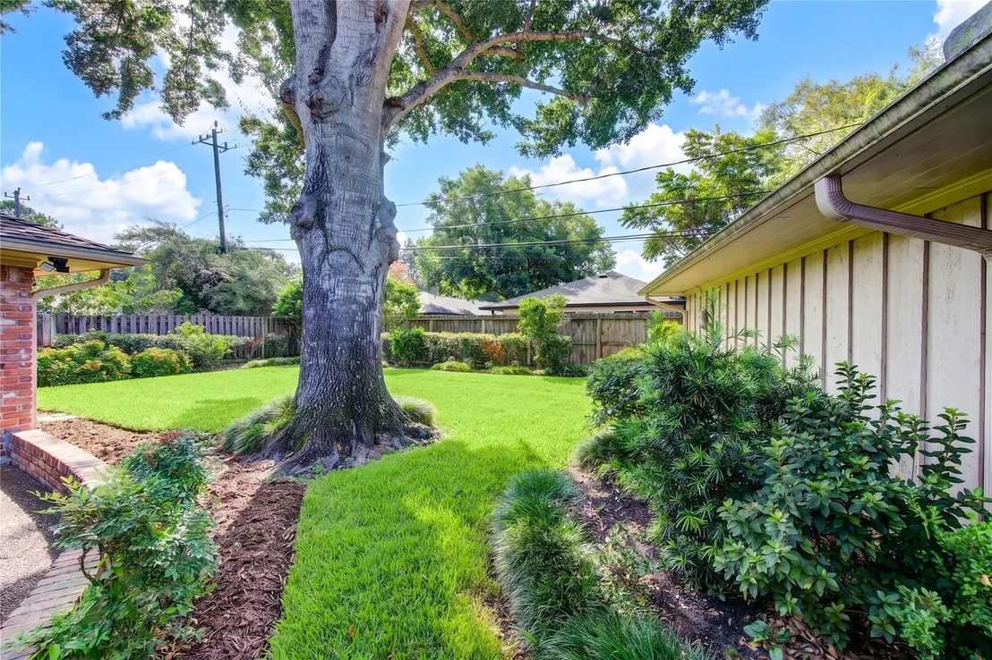 Photo of 5107 Queensloch