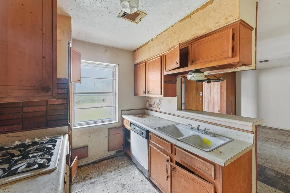 Photo of 5207 Madden Lane