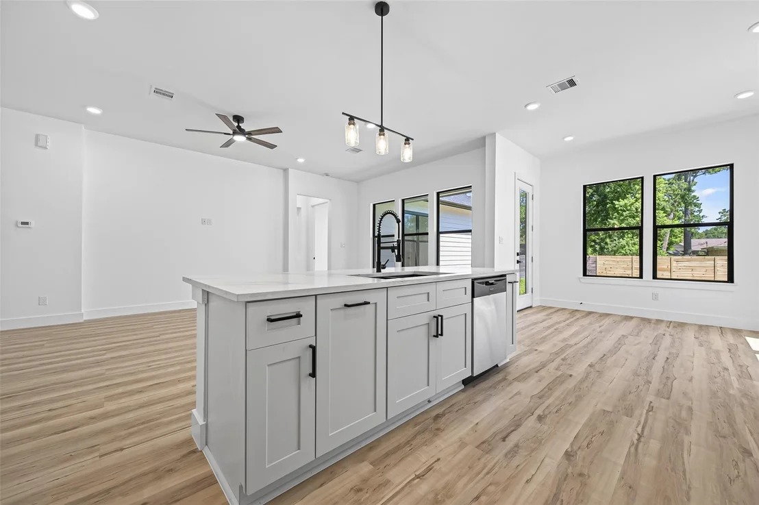 Photo of 1424 Flamingo Street