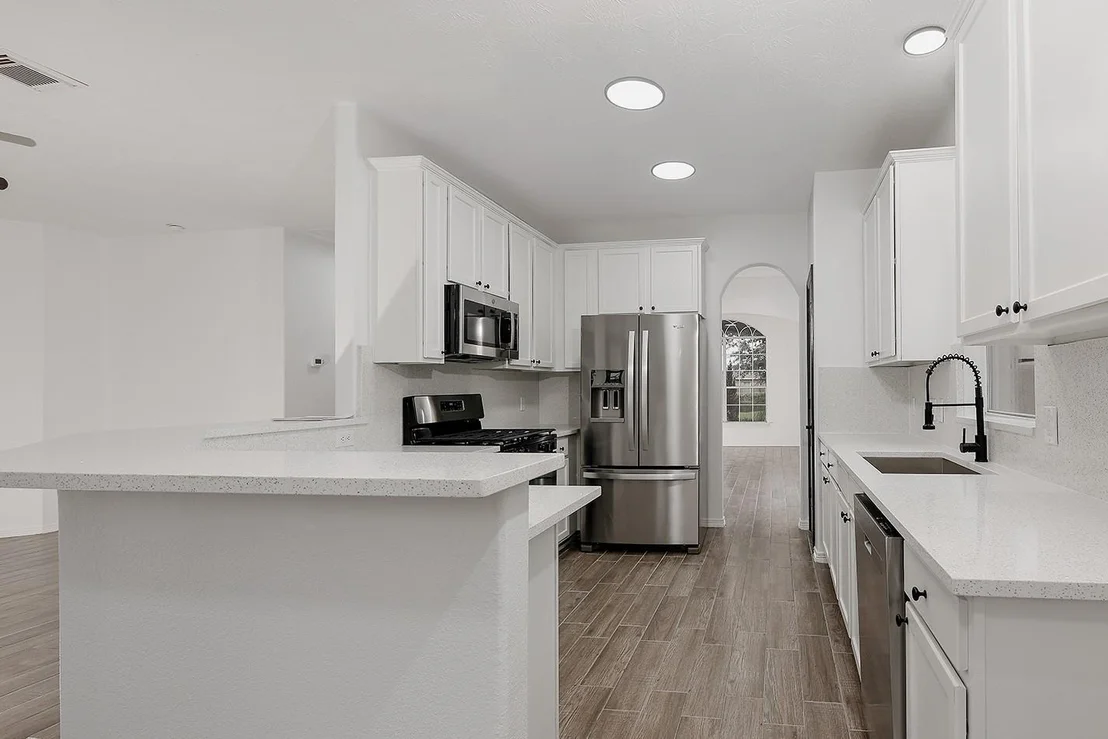 Photo of 2037 Borthwick Lane