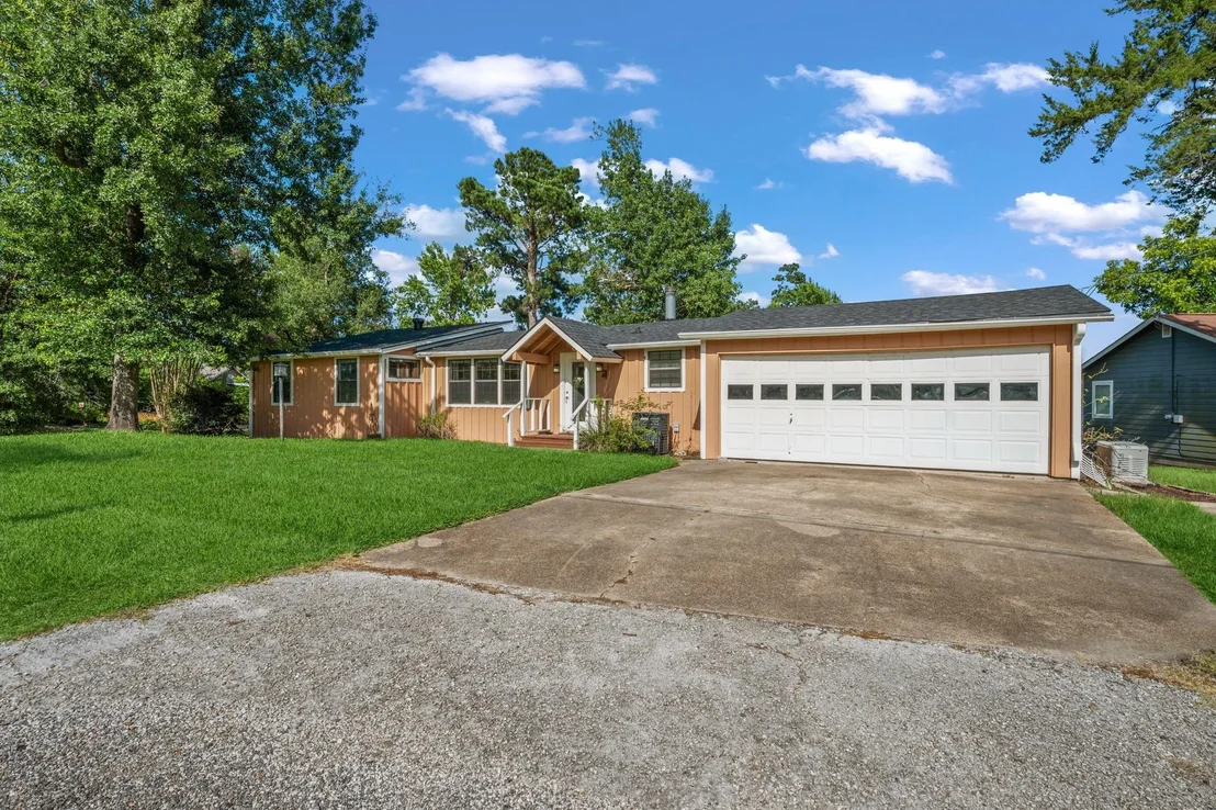 Photo of 119 Elm Drive