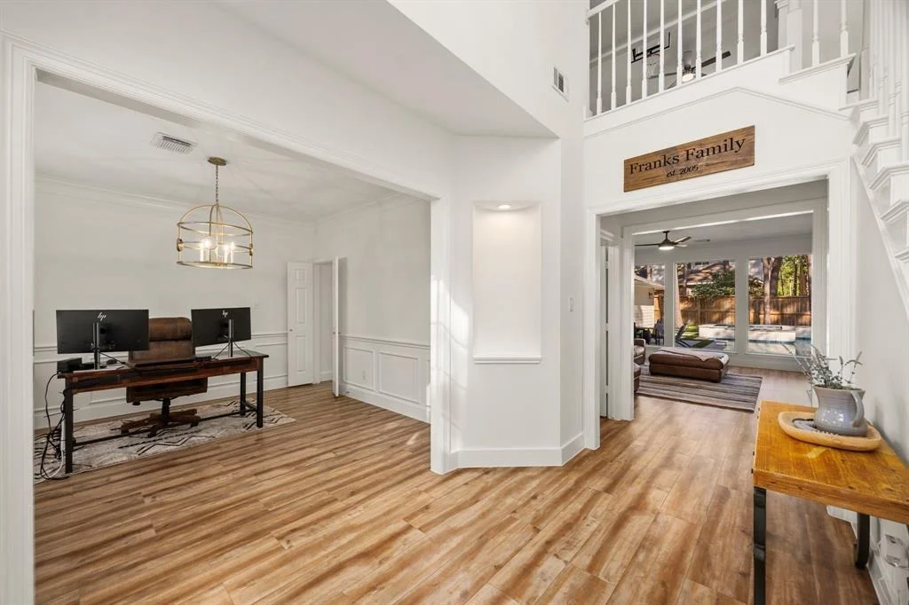 Photo of 84 W Sandalbranch Circle