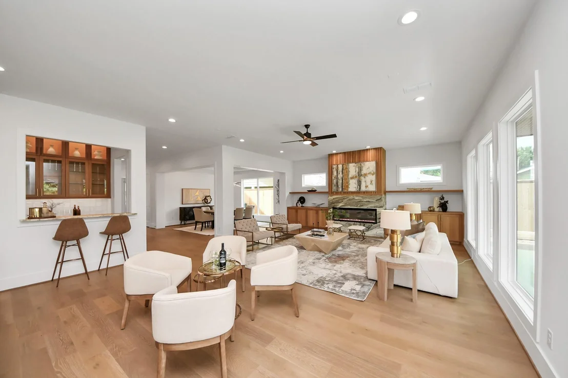 Photo of 1705 Saxon Drive
