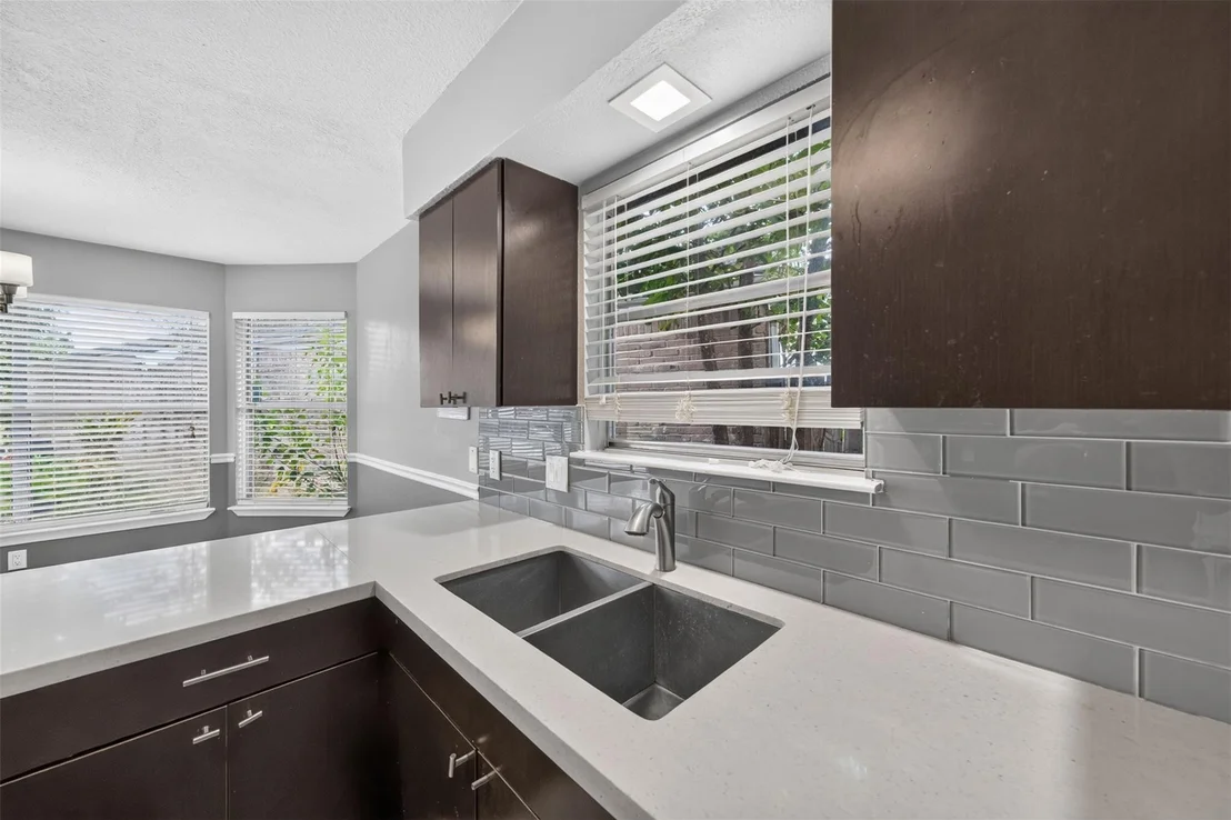 Photo of 2963 Shadow Trail Drive