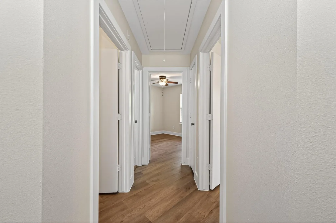 Photo of 21090 Aldens Oak
