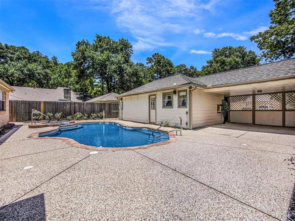 Photo of 6502 Trailway Lane