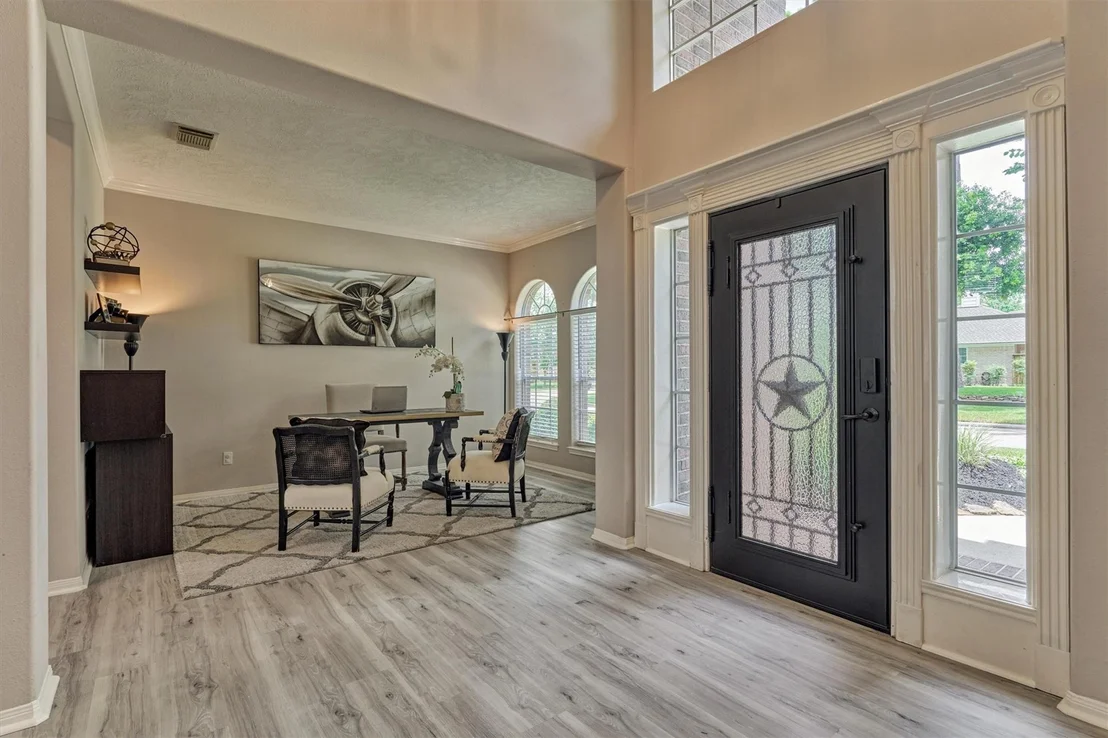 Photo of 24811 Giltspur Way