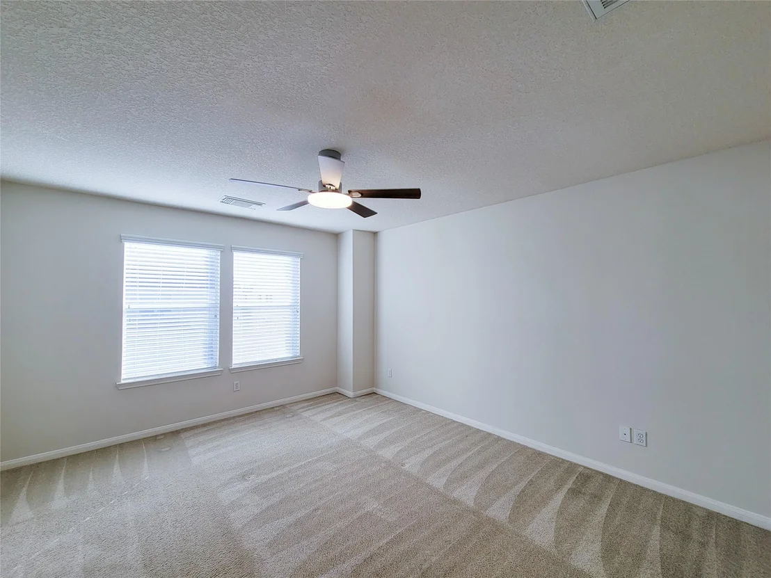 Photo of 26135 Hebron Lane