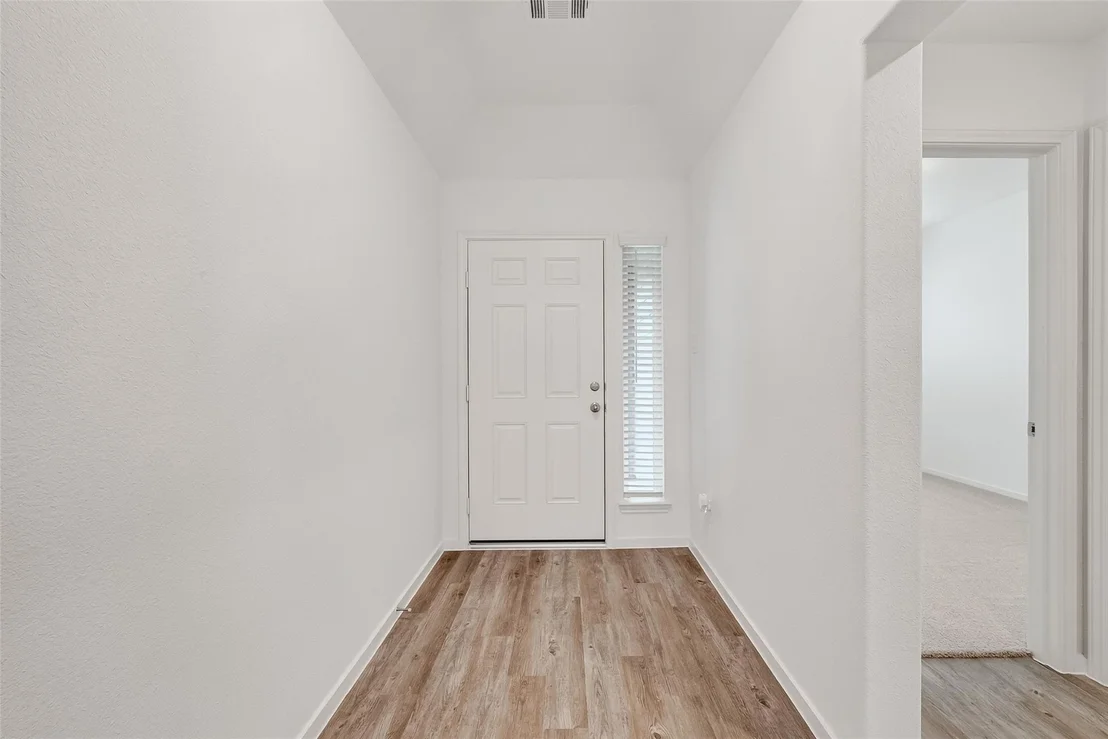 Photo of 3314 Rolling River Drive