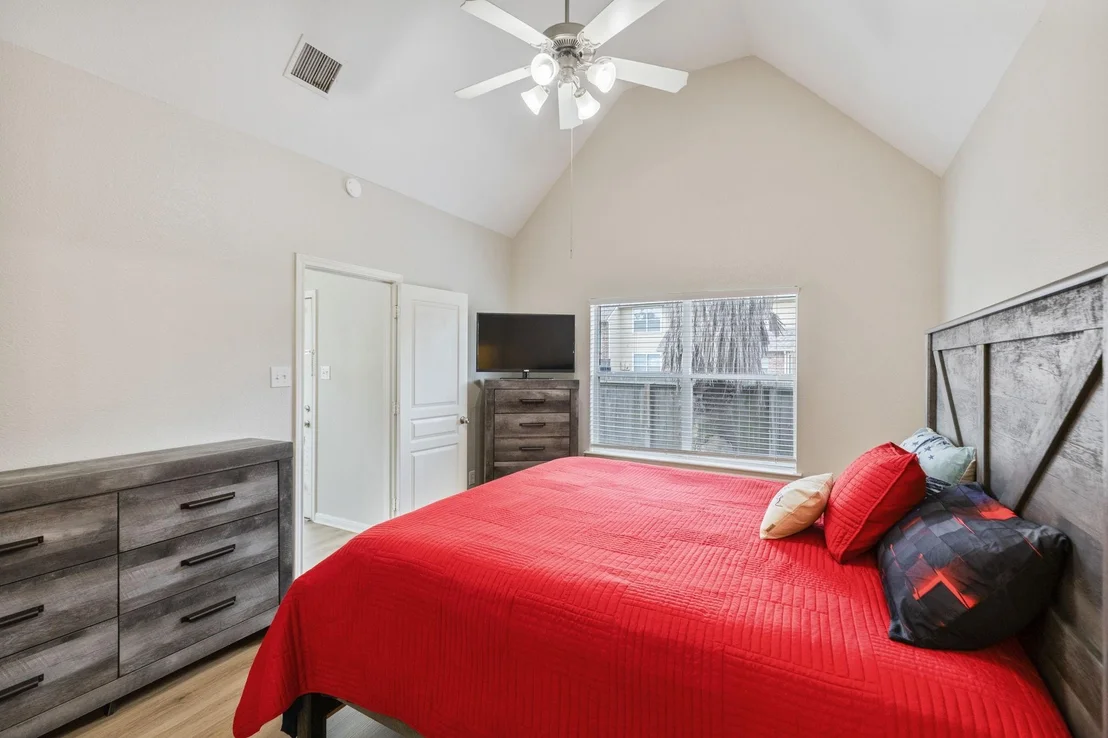 Photo of 10620 Primo Place